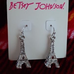 Betsey Johnson eifel tower earrings